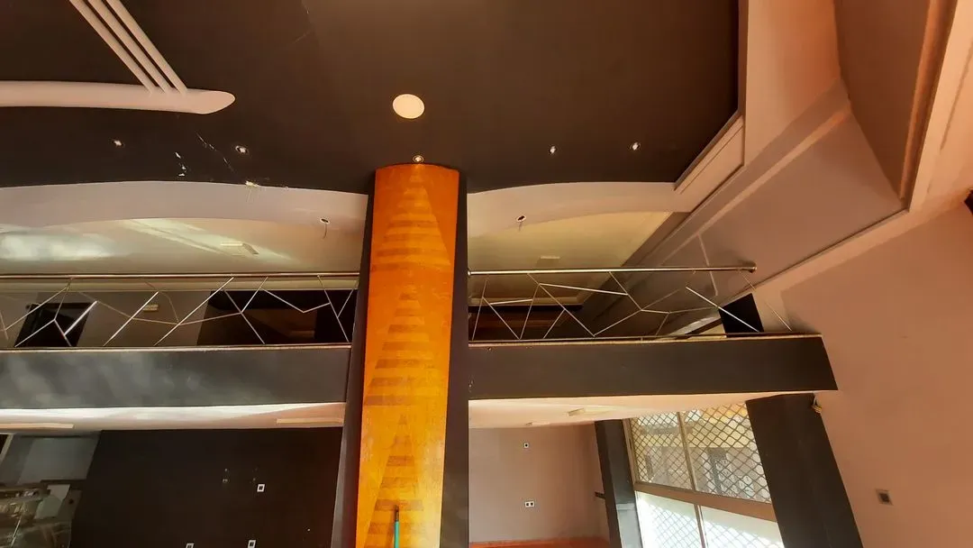 Commerce à louer 20 000 dh 230 m² - Administratif Tanger-Assilah | Agenz