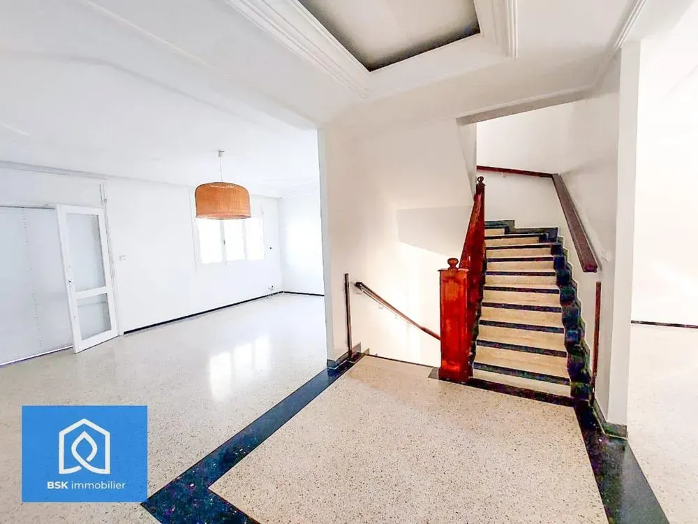 Maison à louer 17 000 dh 250 m² avec 3 chambres - CIL Casablanca | Agenz