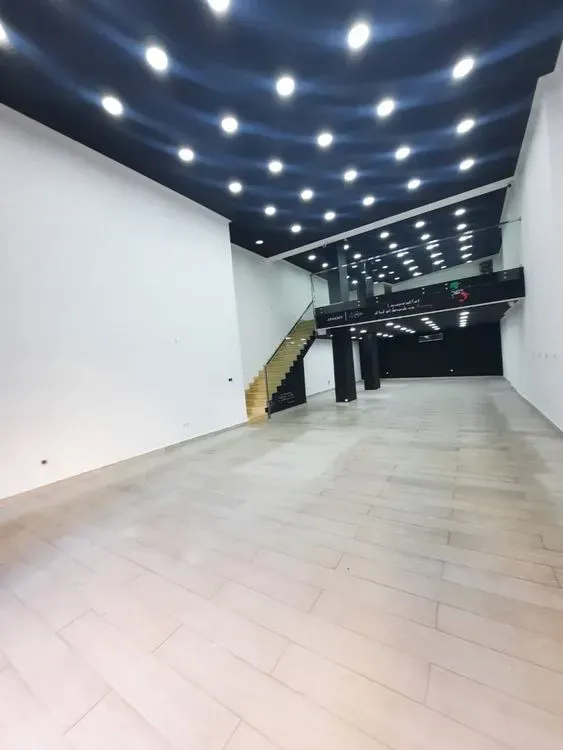 Commerce à louer 33 000 dh 155 m² - Val Fleurie Casablanca