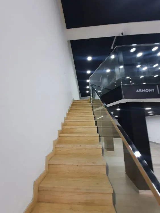 Commerce à louer 33 000 dh 155 m² - Val Fleurie Casablanca