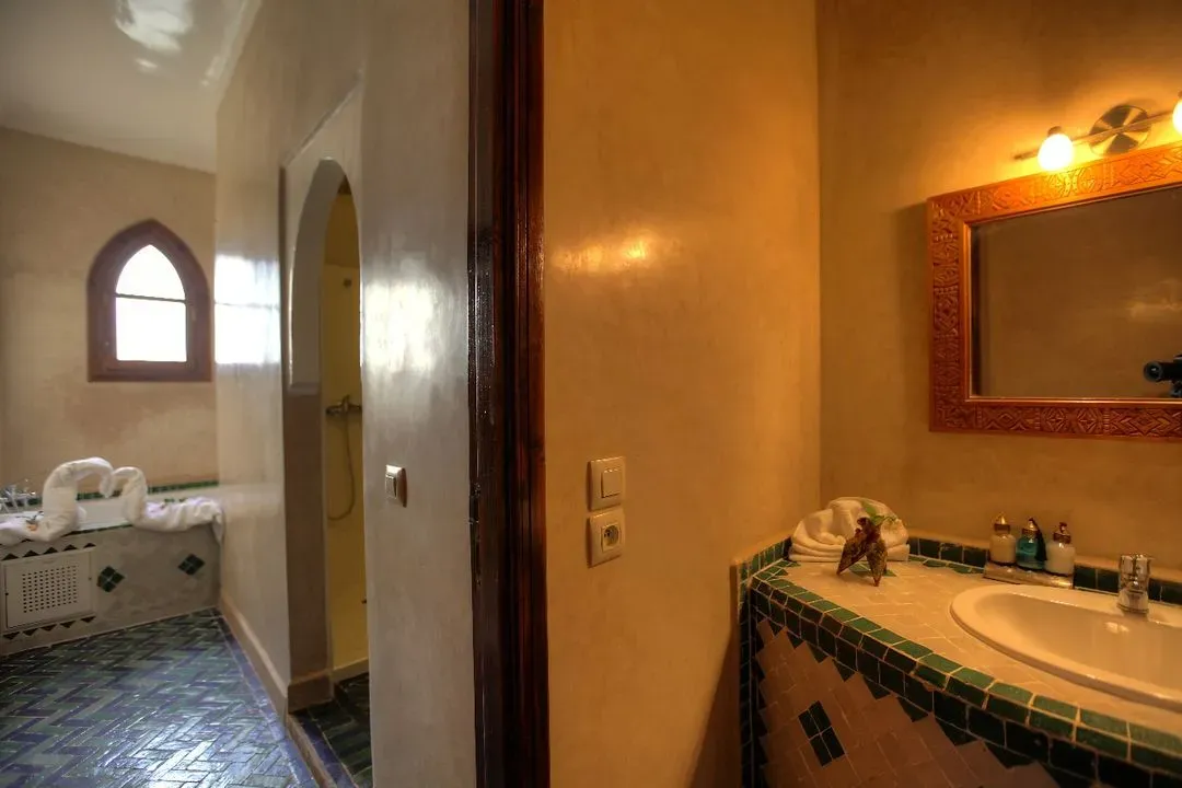 Villa à vendre 10 000 000 dh 5 000 m² avec 9 chambres - Ennakhil (Palmeraie) Marrakech | Agenz