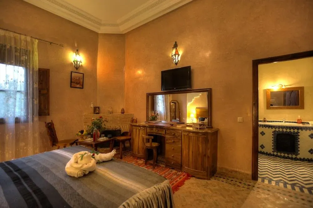 Villa à vendre 10 000 000 dh 5 000 m² avec 9 chambres - Ennakhil (Palmeraie) Marrakech | Agenz