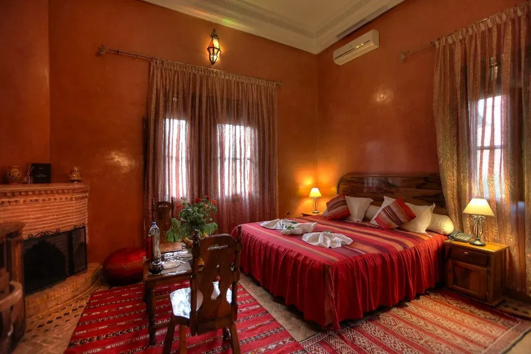 Villa à vendre 10 000 000 dh 5 000 m² avec 9 chambres - Ennakhil (Palmeraie) Marrakech | Agenz