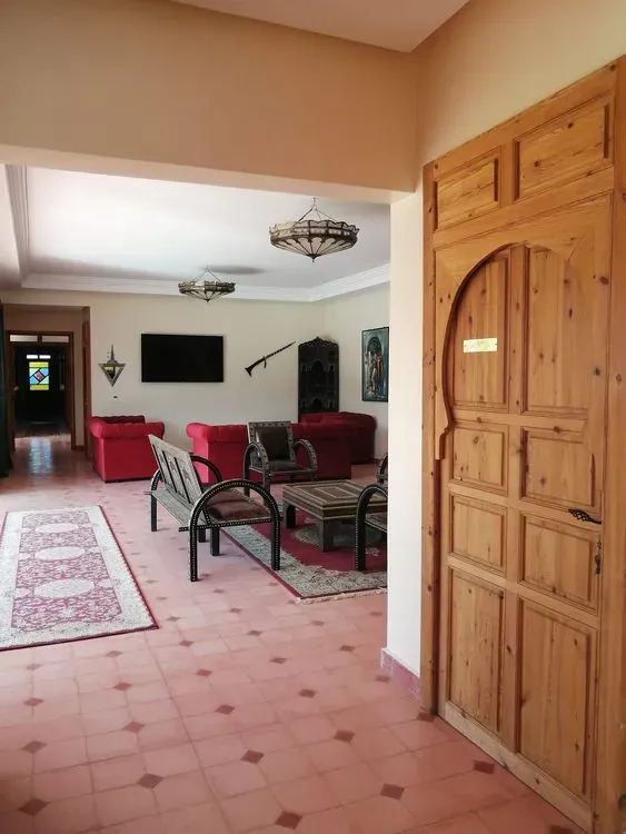 Villa à vendre 6 500 000 dh 2 500 m², 8 chambres - Route de Fès Marrakech