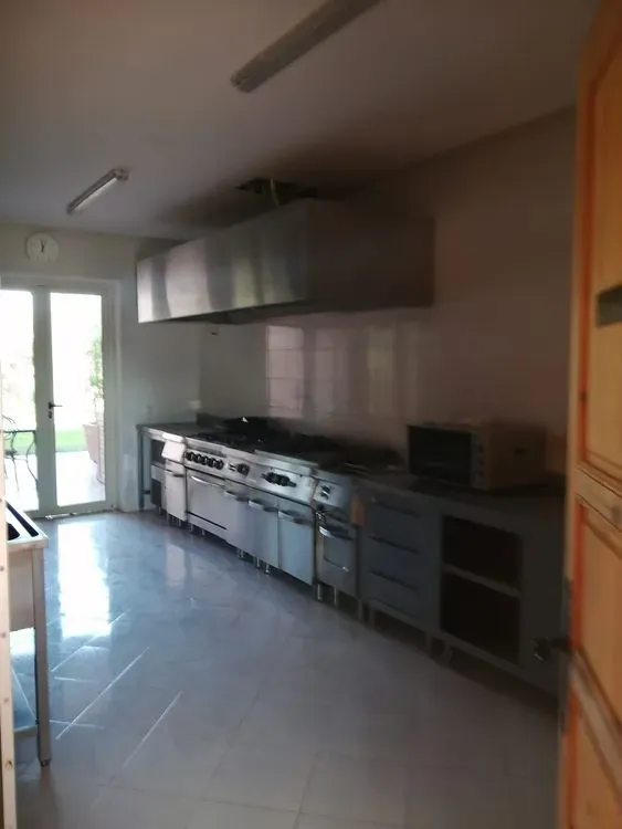 Villa à vendre 6 500 000 dh 2 500 m², 8 chambres - Route de Fès Marrakech