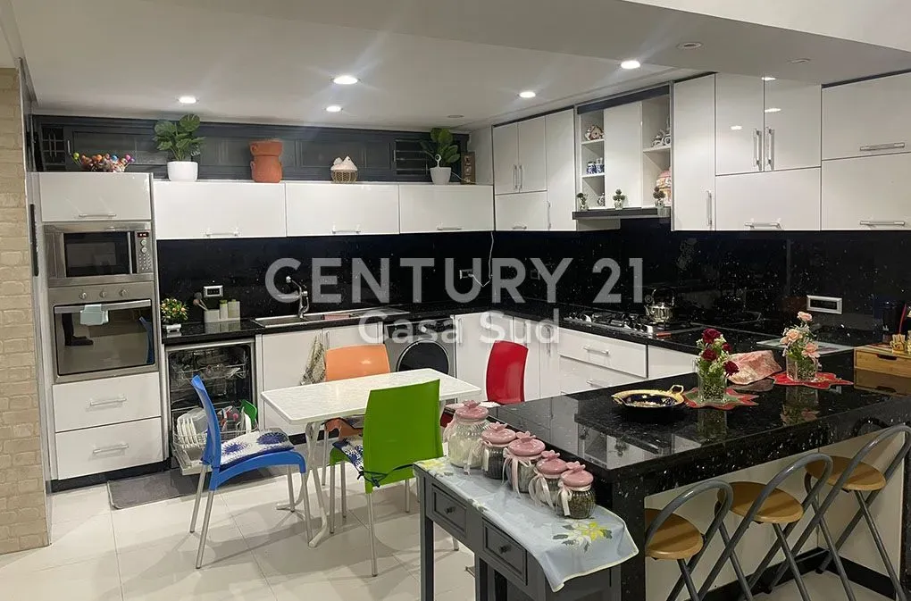 Maison à vendre 3 300 000 dh 78 m² avec 3 chambres - Oulfa Casablanca | Agenz