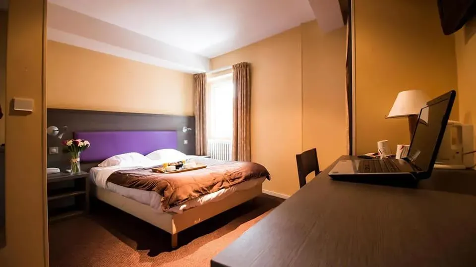 Commerce à vendre 120 000 000 dh 3 550 m² - Guéliz Marrakech | Agenz