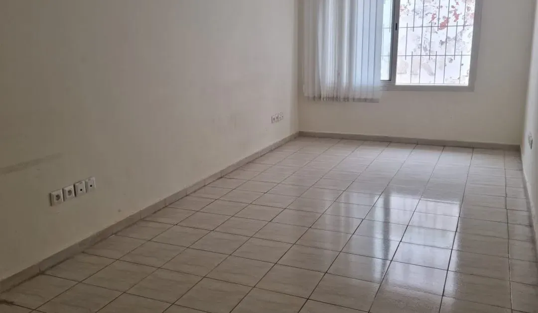 Bureau à louer 80 000 dh 2 000 m² - Souissi Rabat
