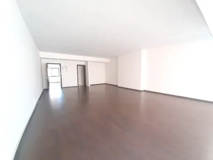 Bureau à louer 8 250 dh 89 m² - Guéliz Marrakech | Agenz