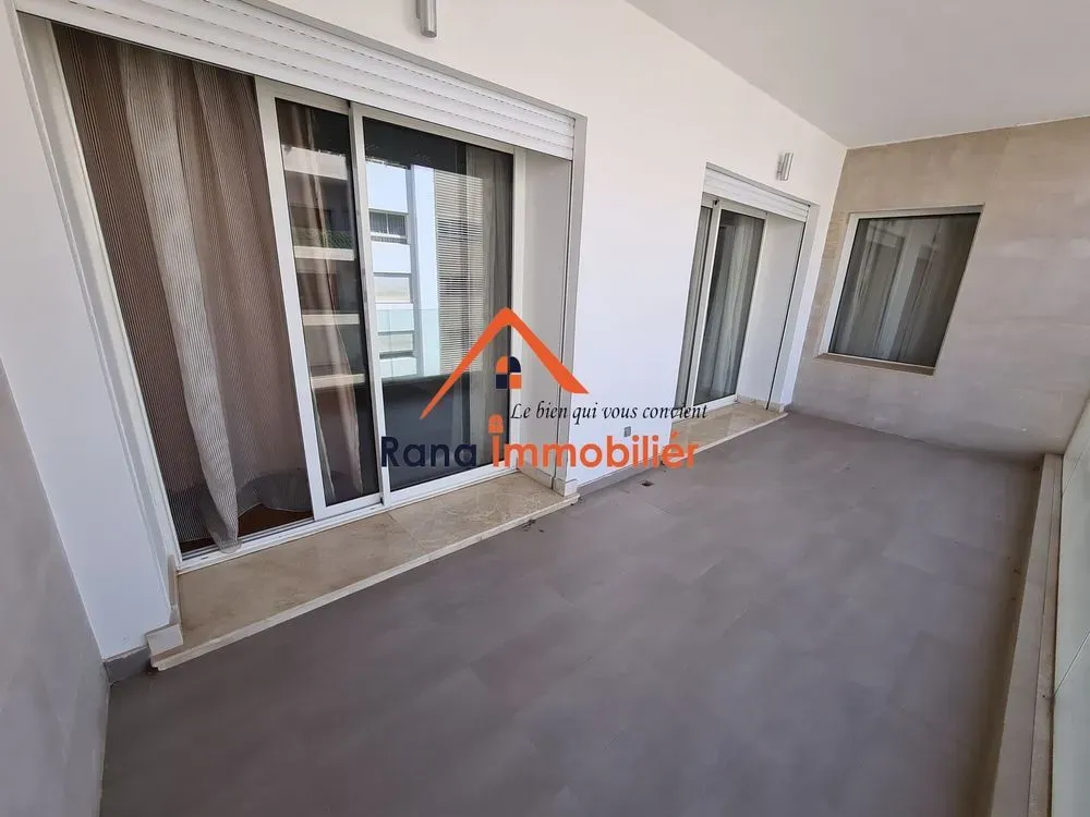 Appartement à louer 20 000 dh 160 m² avec 2 chambres - Souissi Rabat