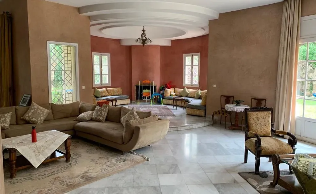 Villa à vendre 13 400 000 dh 1 676 m², 5 chambres - Polo Casablanca