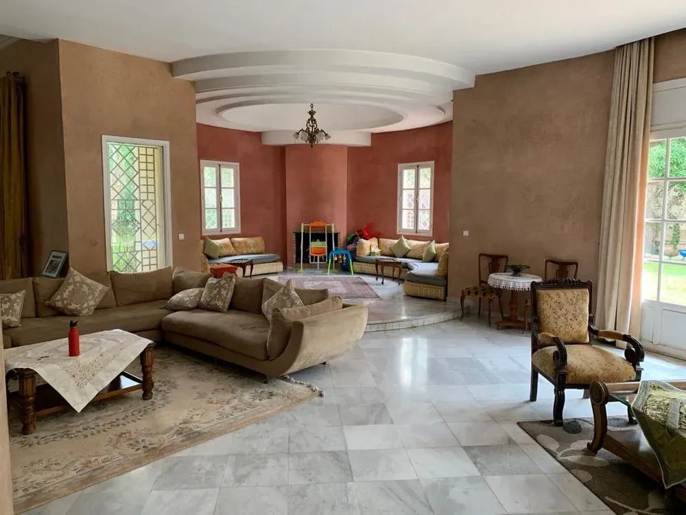 Villa à vendre 14 500 000 dh 1 676 m², 5 chambres - Polo Casablanca