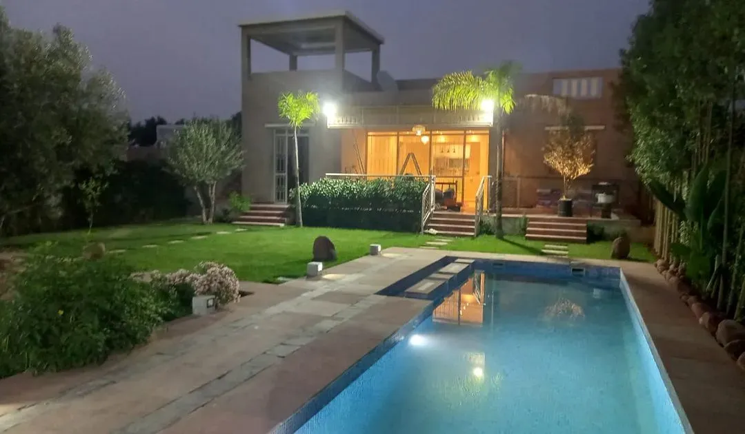 Villa à vendre 2 200 000 dh 1 200 m², 10 chambres - Autre Marrakech