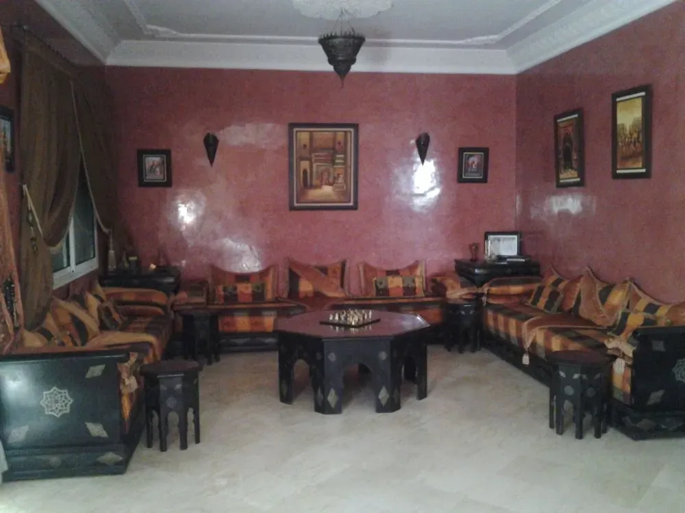 Villa à louer 1 500 dh 400 m², 5 chambres - Hay Al Horria Mohammadia
