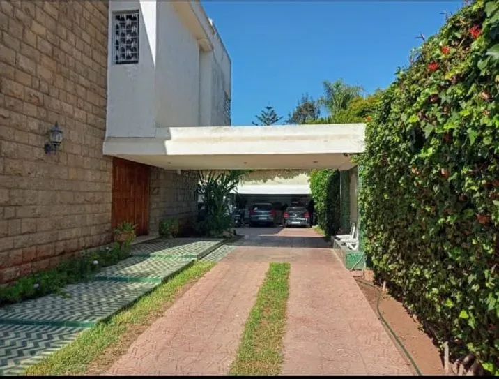 Villa à vendre 20 000 000 dh 1 235 m², 6 chambres - Anfa Supérieur Casablanca