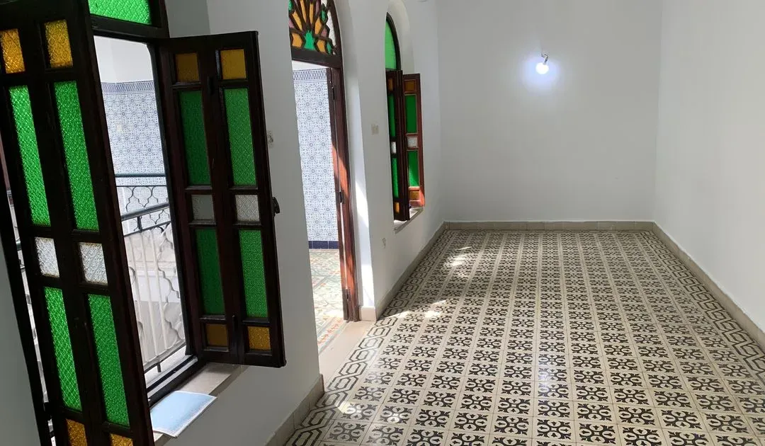 Riad à louer 11 000 dh 250 m², 5 chambres - Guich Oudaya Rabat