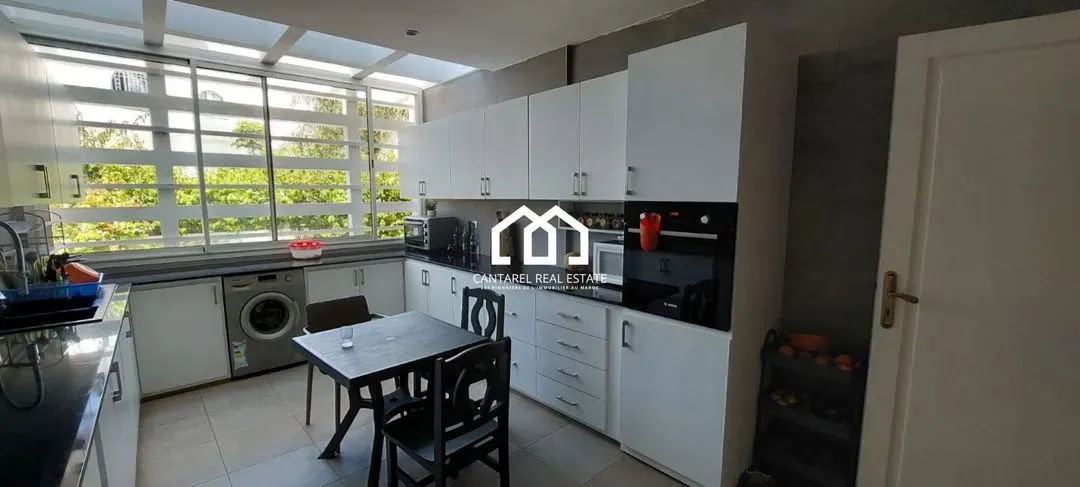 Villa à louer 45 000 dh 600 m² avec 4 chambres - Val d'anfa Casablanca | Agenz