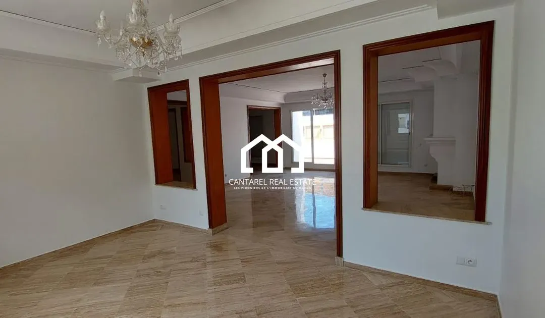 Duplex à vendre 4 500 000 dh 300 m², 3 chambres - Racine Casablanca