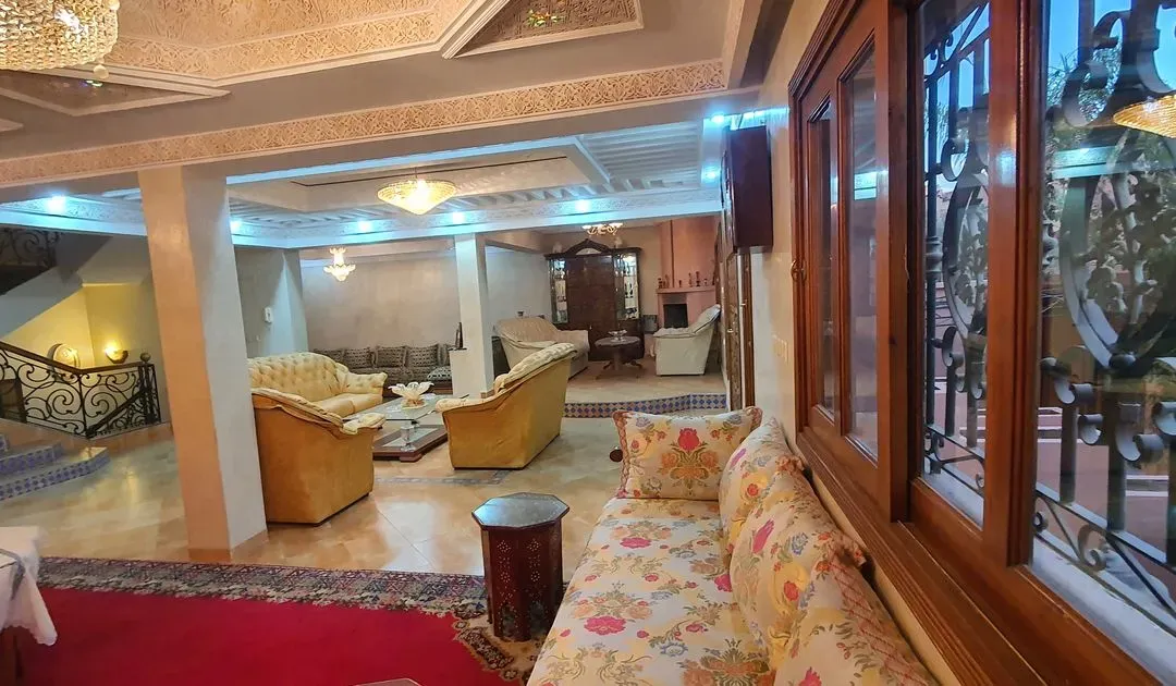 Maison à vendre 2 750 000 dh 250 m², 4 chambres - Masmoudi Marrakech