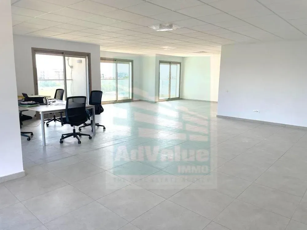 Bureau à vendre 2 200 000 dh 98 m² - Oasis Casablanca