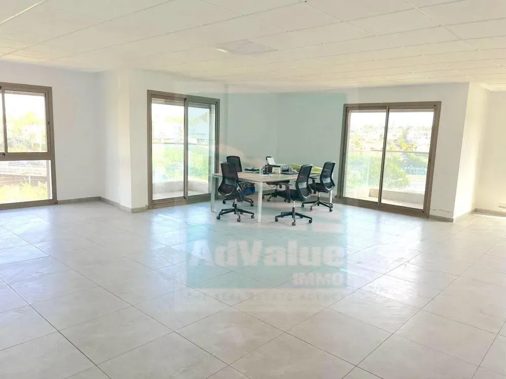 Bureau à vendre 2 200 000 dh 98 m² - Oasis Casablanca