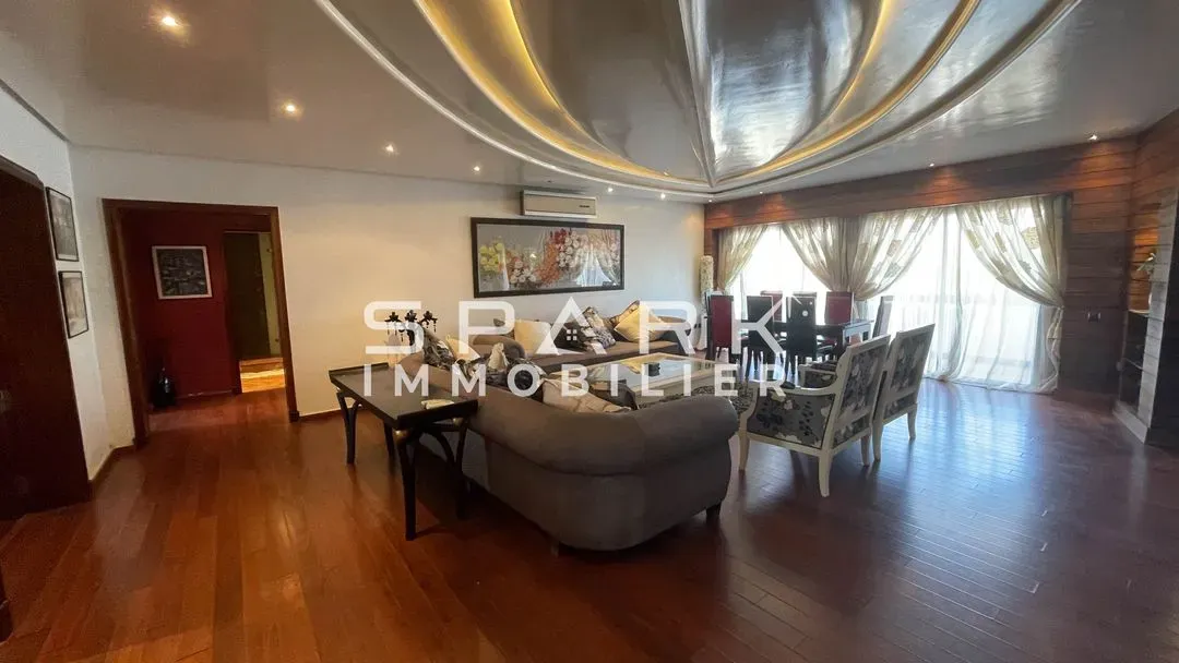 Appartement à louer 18 000 dh 120 m² avec 3 chambres - Secteur Touristique Agadir