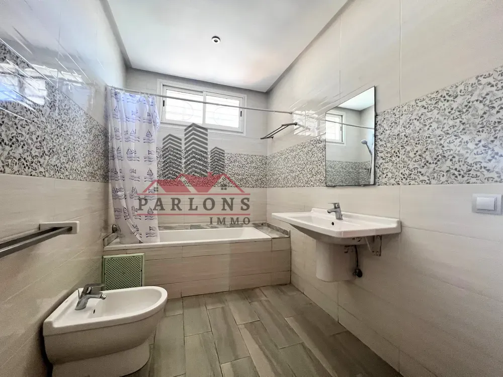 Appartement à louer 12 000 dh 183 m² avec 4 chambres - Bourgogne Est Casablanca | Agenz