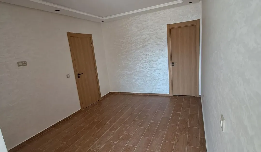 Apartment for Sale 690 000 dh 85 sqm, 3 rooms - Dar Bouazza 