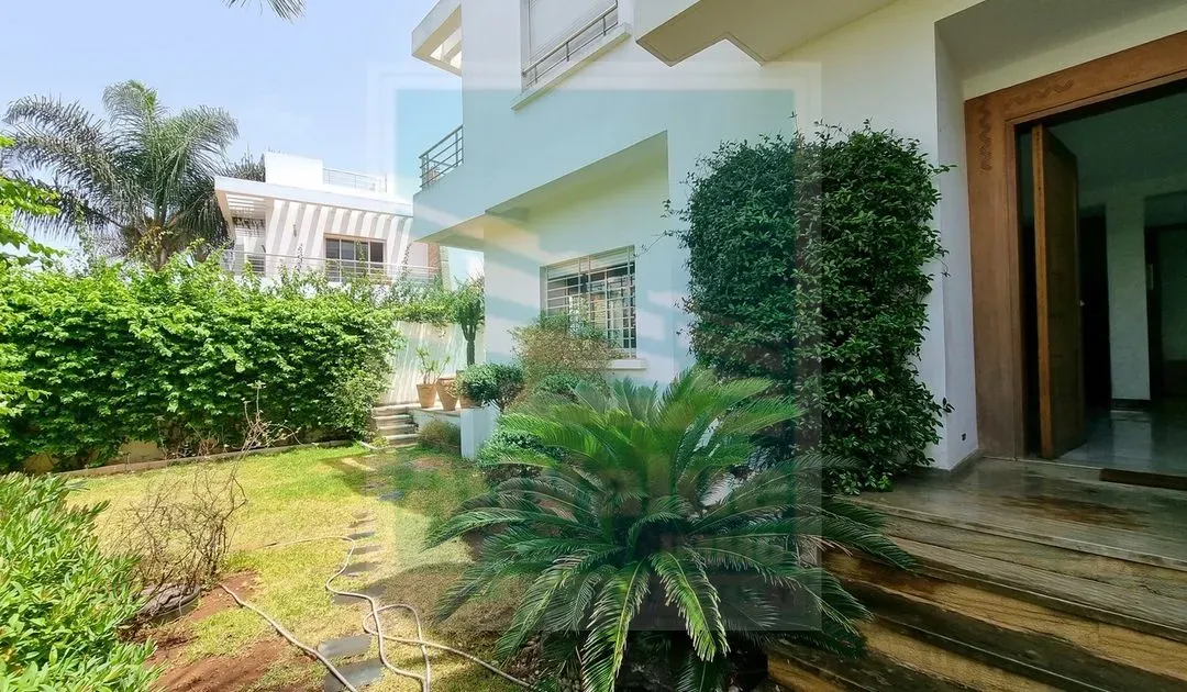 Villa loué 450 m², 5 chambres - Ain Diab Extension Casablanca
