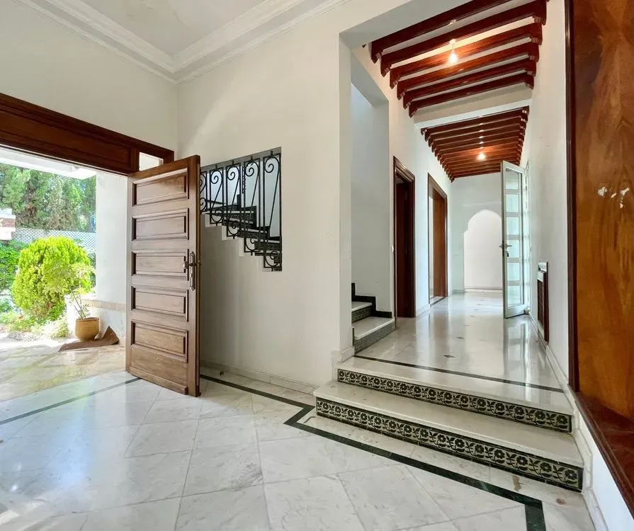 Villa à louer 45 000 dh 800 m², 5 chambres - Californie Casablanca