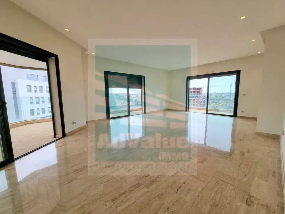 Appartement à louer 16 500 dh 229 m², 3 chambres - Casablanca Finance City Casablanca