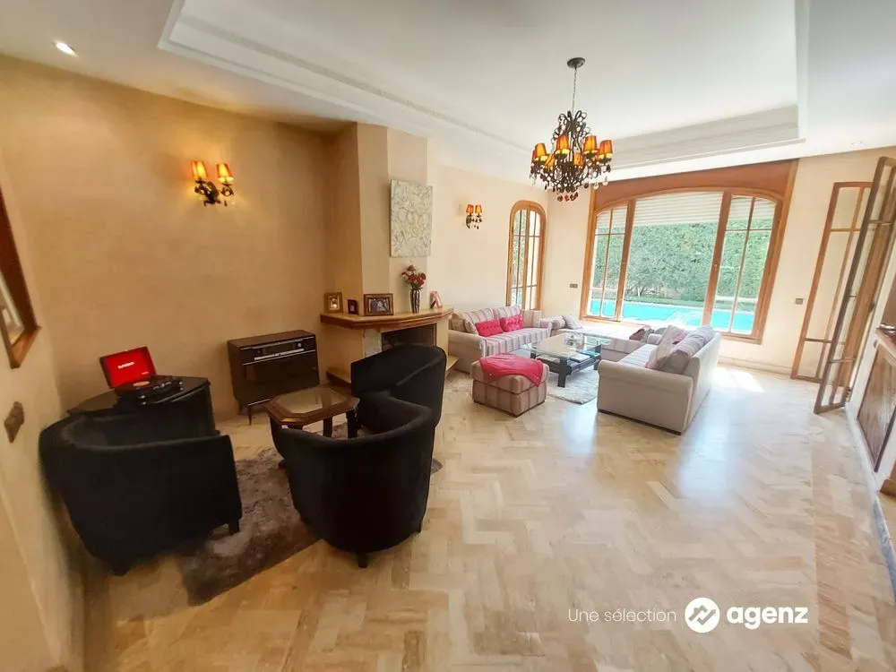 Villa à vendre 7 900 000 dh 697 m², 5 chambres - Laymoune Casablanca