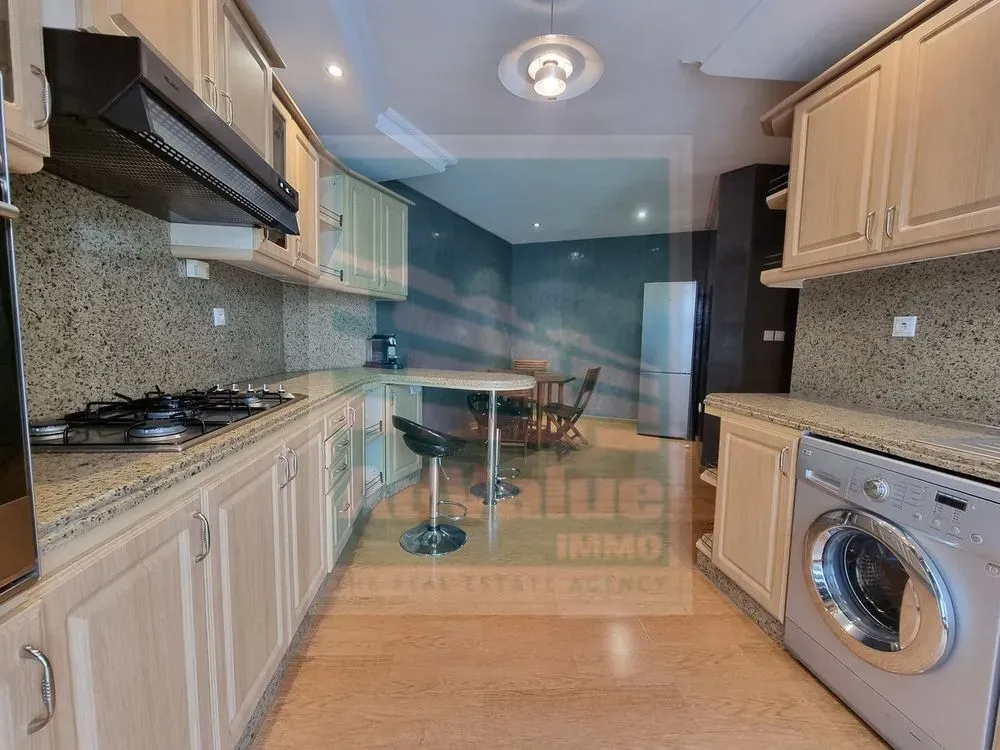 Appartement à louer 12 900 dh 180 m² avec 3 chambres - Racine Casablanca | Agenz