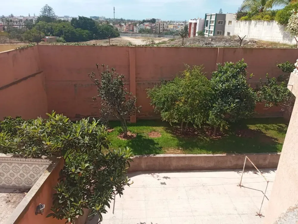 Villa à vendre 7 500 000 dh 916 m² avec 8 chambres - Al Qods Mohammadia | Agenz