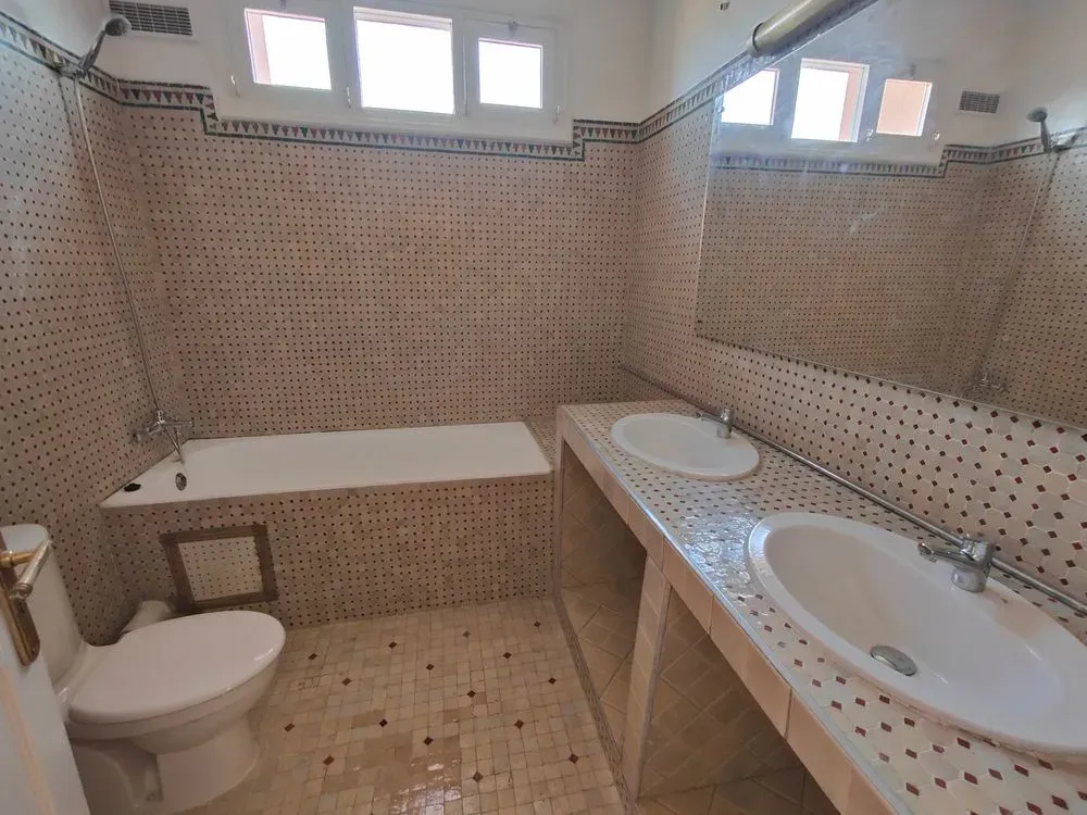 Appartement à vendre 1 800 000 dh 216 m² avec 4 chambres - Guéliz Marrakech | Agenz