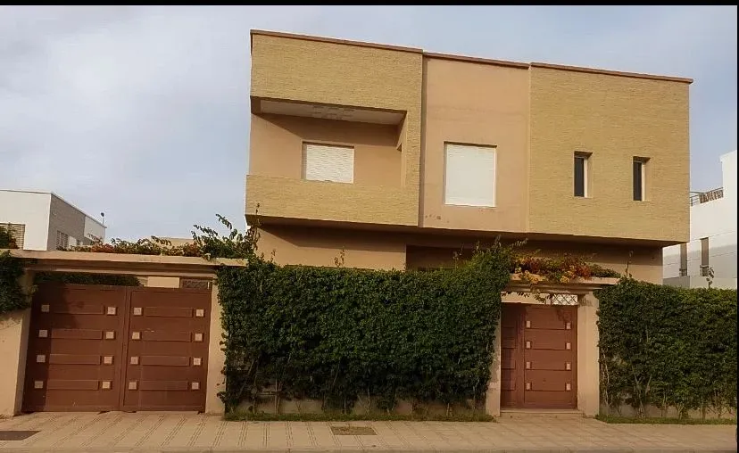 Villa for Sale 3 800 000 dh 425 sqm, 6 rooms - Other Skhirate- Témara