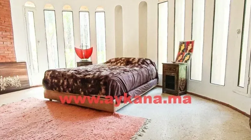 Villa à louer 30 000 dh 1 000 m² avec 4 chambres - Riyad Rabat | Agenz
