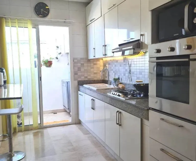 Appartement à louer 13 500 dh 140 m², 3 chambres - Aviation - Mabella Rabat