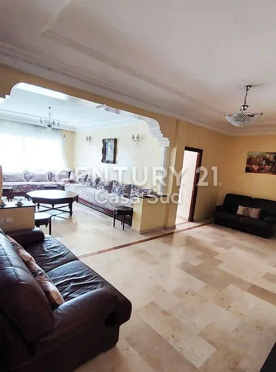 Appartement à louer 7 500 dh 140 m², 3 chambres - Mers Sultan Casablanca