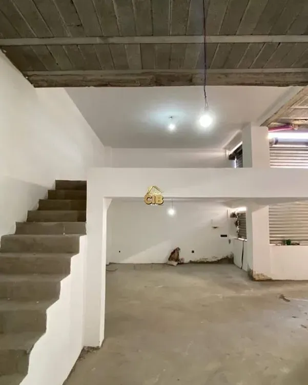 Commerce à louer 25 000 dh 150 m² - Hay Al Amal Rabat | Agenz