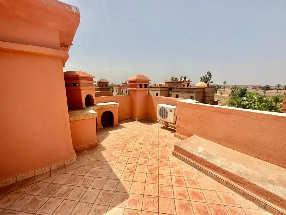 Villa à vendre 2 300 000 dh 416 m², 3 chambres - Route de Fès Marrakech