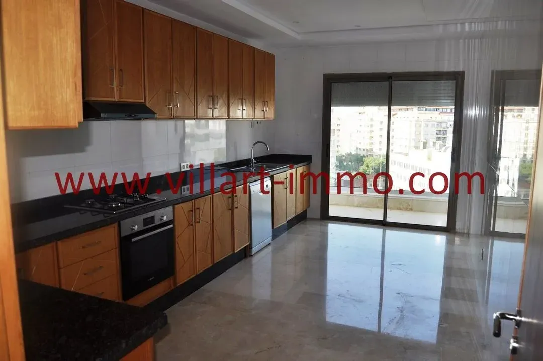 Appartement à vendre 3 865 000 dh 184 m² avec 3 chambres - Iberie Tanger-Assilah | Agenz