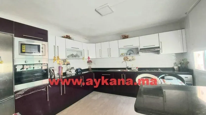 Villa à vendre 6 000 000 dh 250 m², 4 chambres - Riyad Rabat