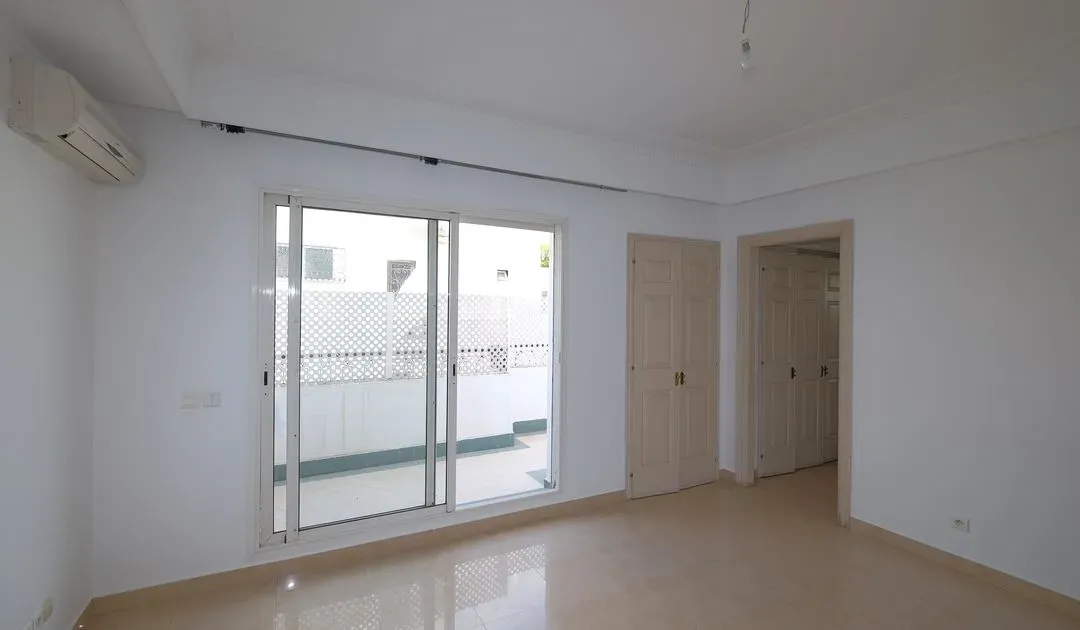 Duplex à louer 8 000 dh 122 m², 2 chambres - Maârif Casablanca