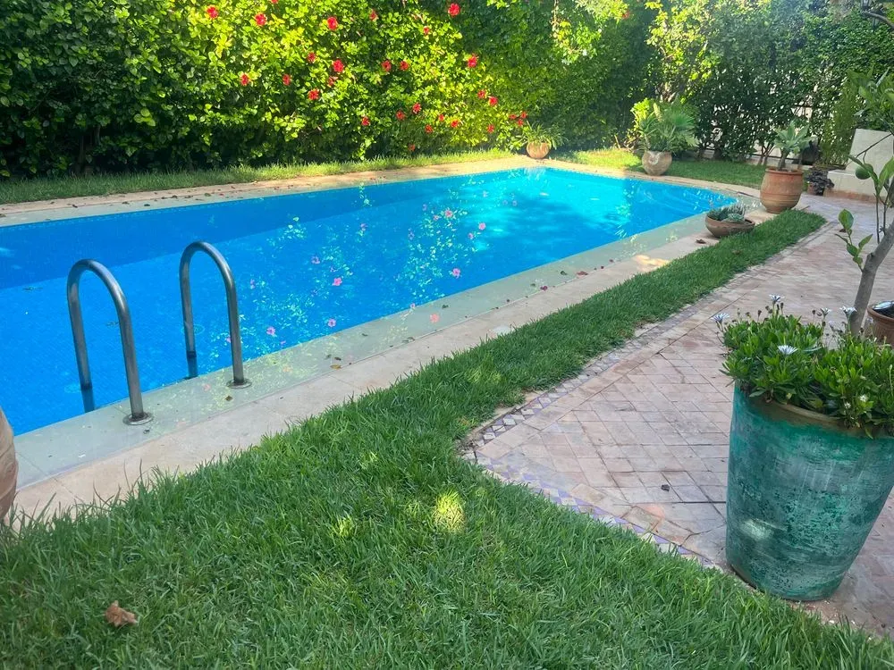 Villa à louer 35 000 dh 400 m² avec 4 chambres - Ain Diab Extension Casablanca | Agenz