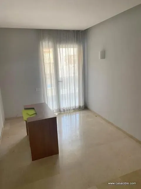 Appartement à louer 9 500 dh 154 m² avec 3 chambres - Beauséjour Casablanca | Agenz