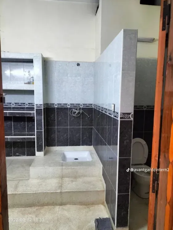 Villa à vendre 2 500 000 dh 480 m², 6 chambres - El Bassatine  Meknès