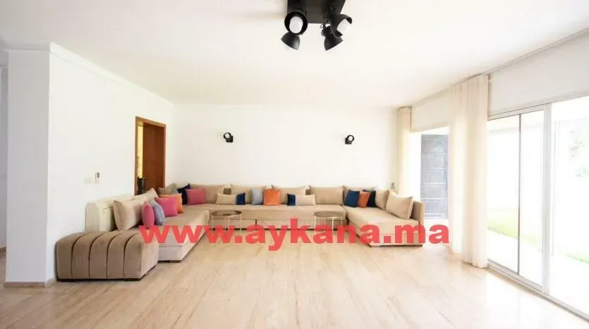 Villa à louer 55 000 dh 400 m² avec 6 chambres - Souissi Rabat | Agenz