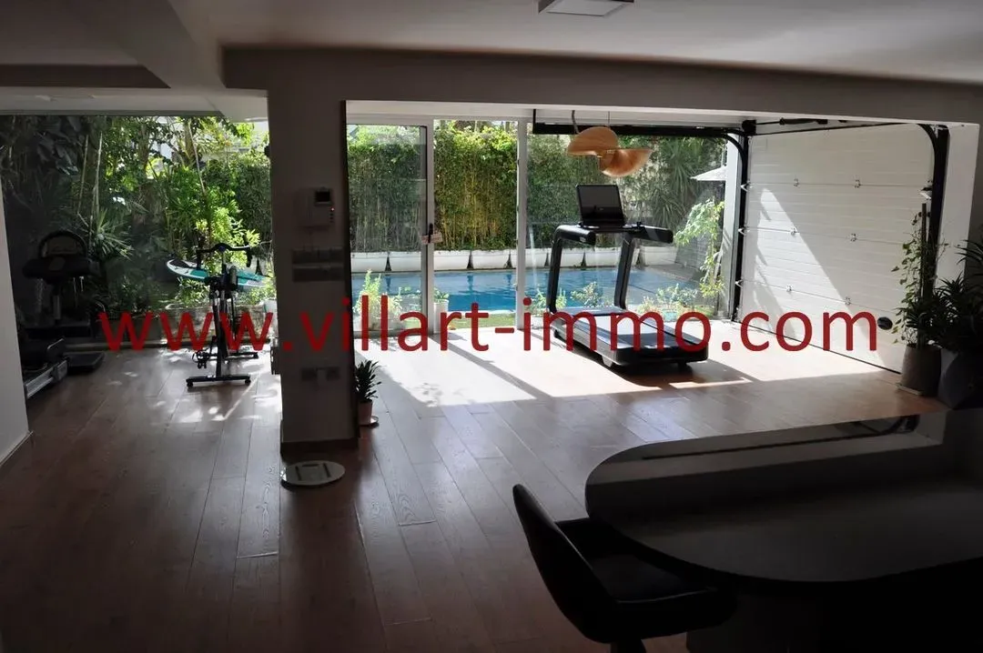 Villa à vendre 5 950 000 dh 350 m² avec 3 chambres - Centre Tanger-Assilah | Agenz