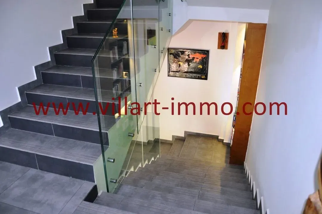 Villa à vendre 5 950 000 dh 350 m² avec 3 chambres - Centre Tanger-Assilah | Agenz